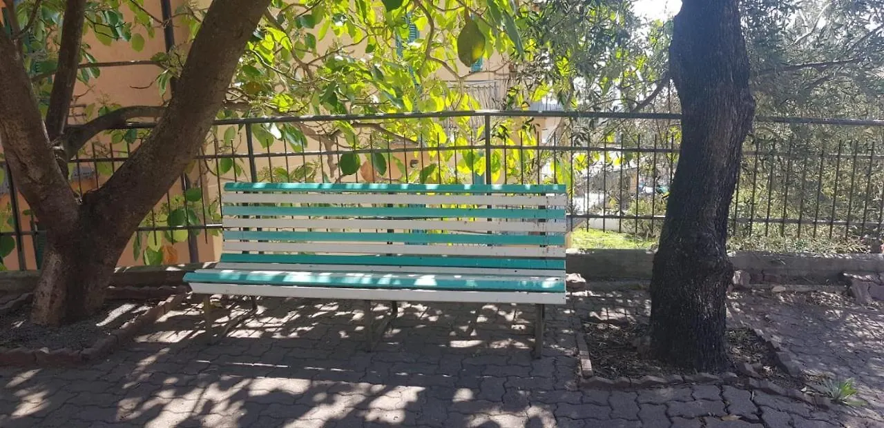 Casa Fiorenza Parcheggio Privato Sanremo