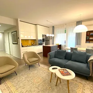  Apartment Incantevole Con Posto Auto Riservato-clic House